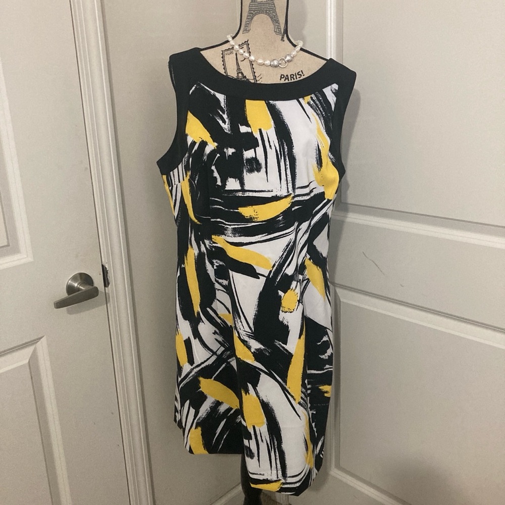 Ronni Nicole Black and Yellow Abstract Midi Dress